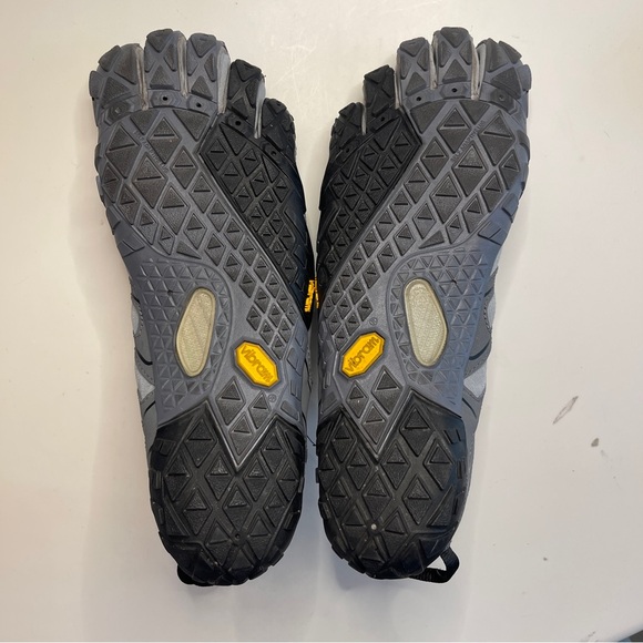 Vibram FiveFingers Trail Gray Runner Shoes 17M6902 Men’s Size 11.5-12 - Picture 7 of 10